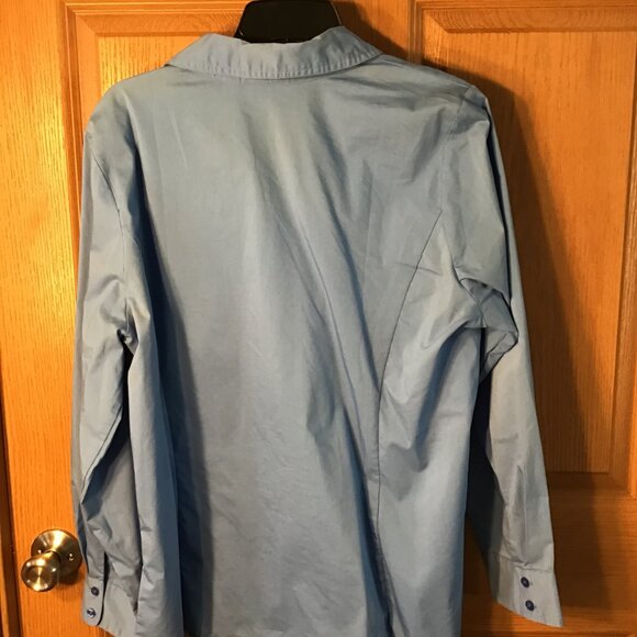 d & co Blue Blouse - Picture 2 of 2